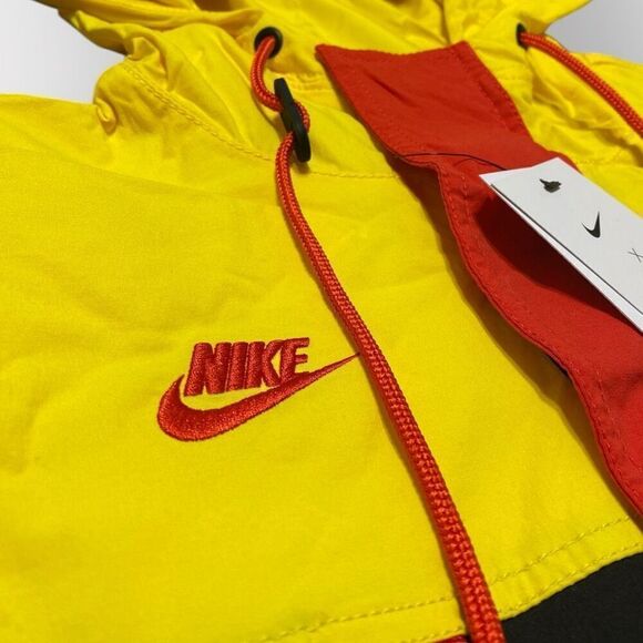 Nike Liverpool FC Hype Woven Winter Soccer Jacket DD9714-703 Mens size M New - Picture 5 of 11